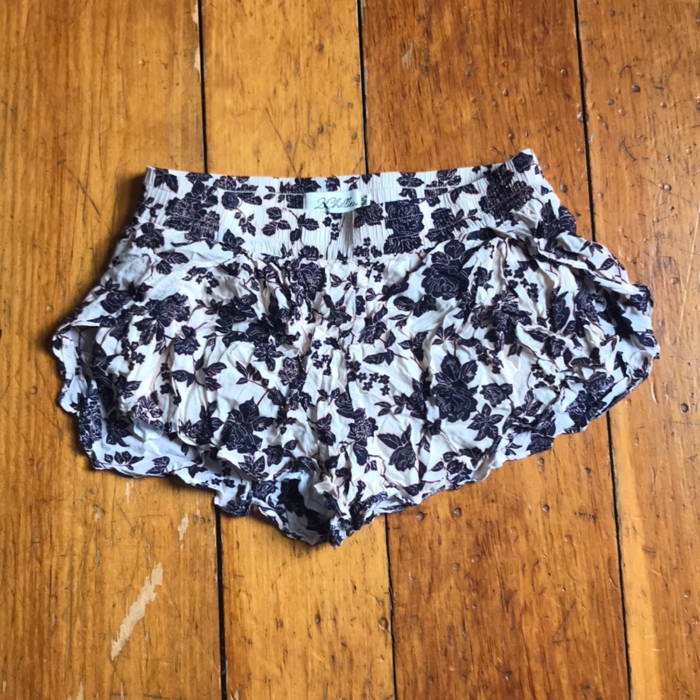 Lightweight shorts